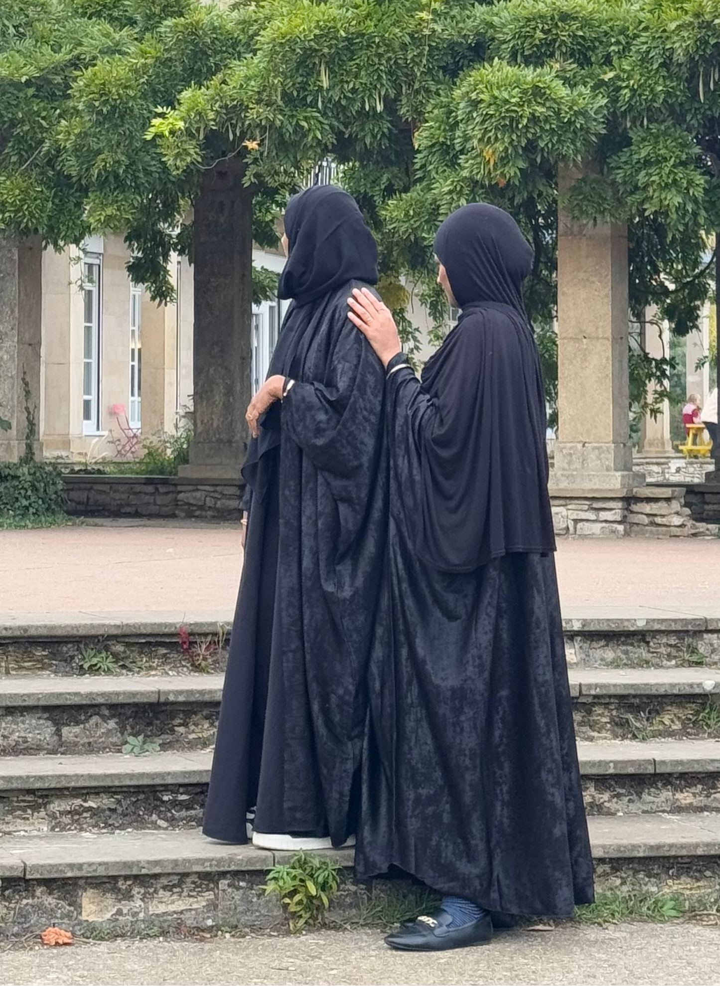 Noir elegents abaya